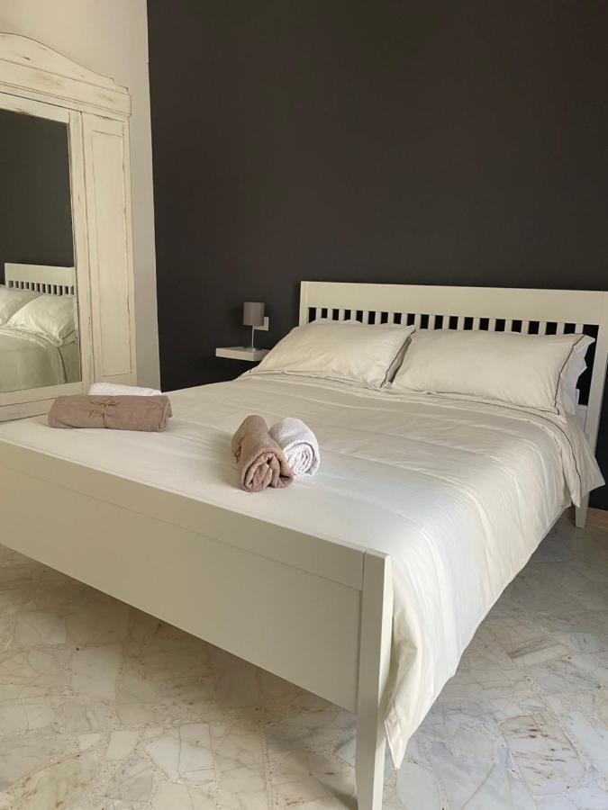 Suite 22 Bari Bagian luar foto