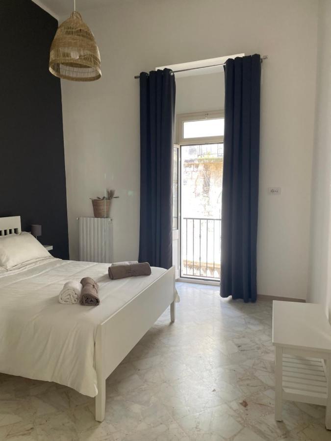 Suite 22 Bari Bagian luar foto