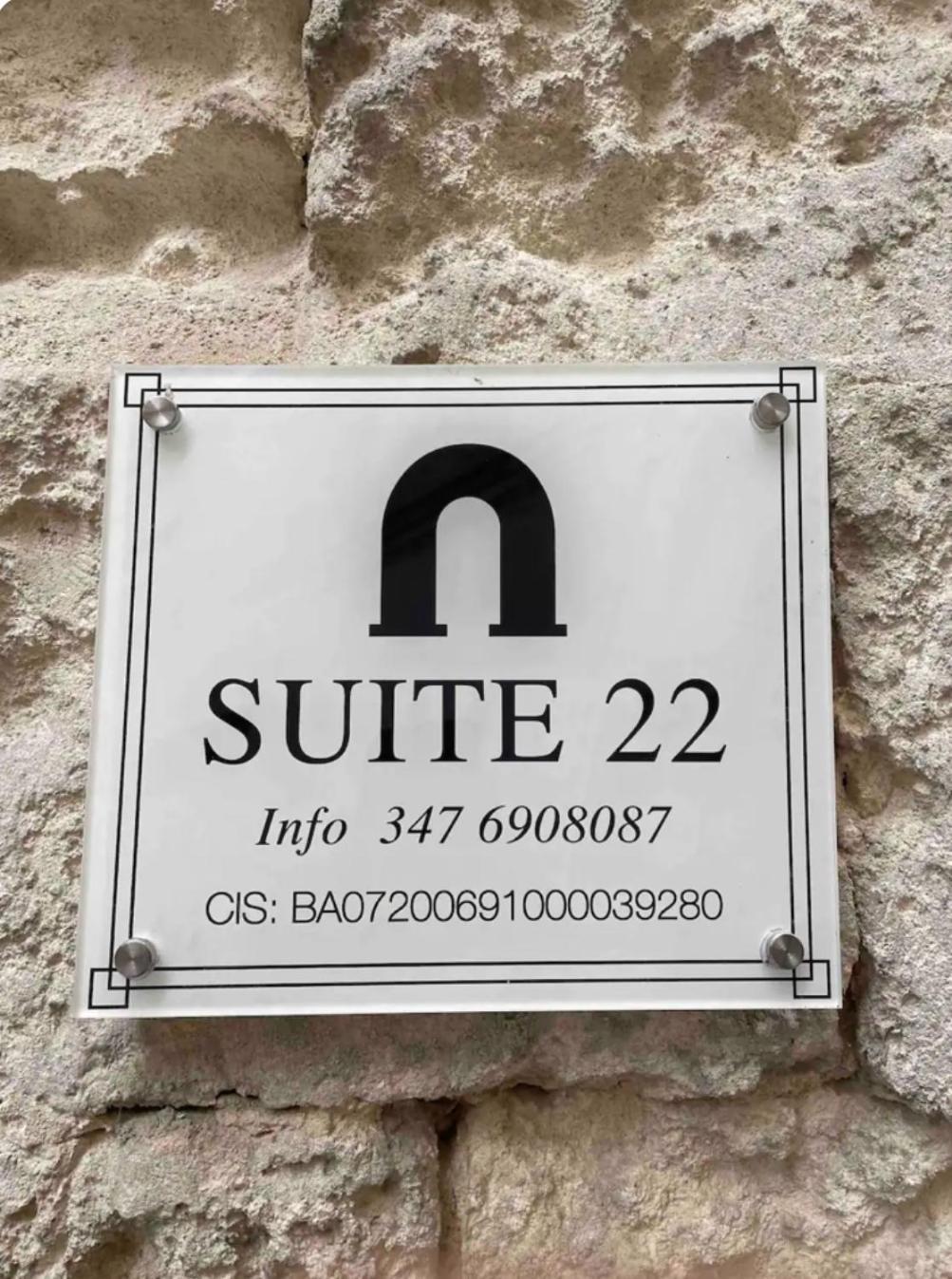 Suite 22 Bari Bagian luar foto